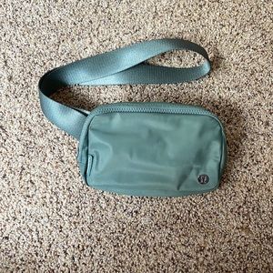 Lululemon Belt Bag Tide Water Teal NWT